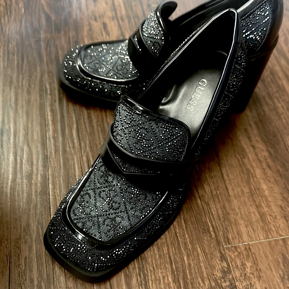 Guess jeans shoes w black crystals. Size 6 width -medium, square toe.